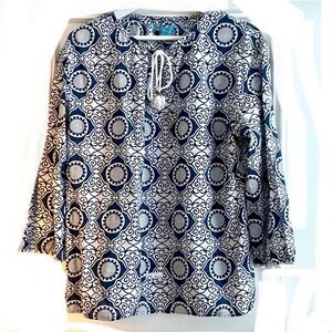 Tara Michelle Navy Tassel Tie Medallion Print Tunic Top.